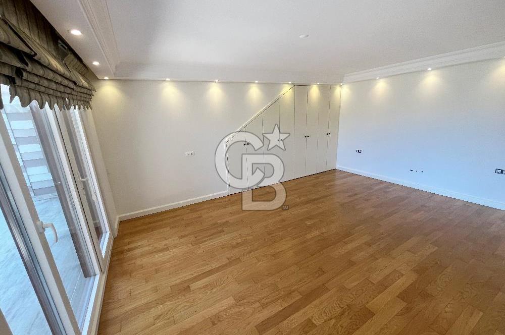 BEYKOZ ACARKENT'TE BR TİPİ TADİLATLI 7+2 SATILIK VİLLA