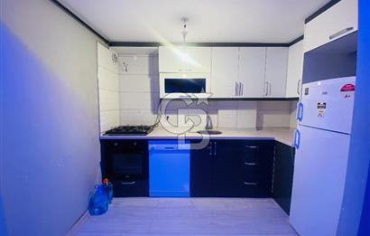 BUCA MENDERES HALK CADDESİNDE EŞYALI SATILIK 1+1  DAİRE