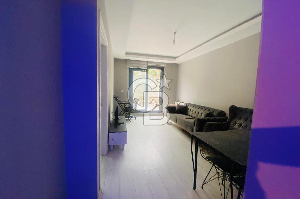 BUCA MENDERES HALK CADDESİNDE EŞYALI SATILIK 1+1  DAİRE