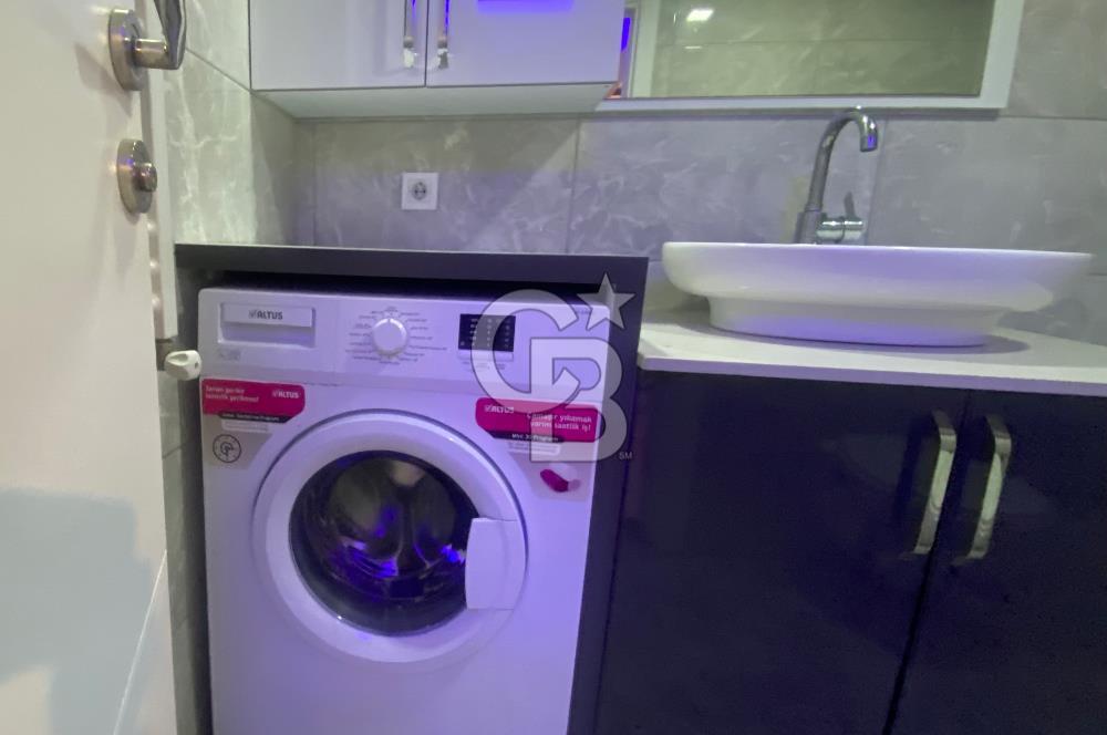 BUCA MENDERES HALK CADDESİNDE EŞYALI SATILIK 1+1  DAİRE
