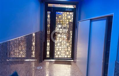 BUCA MENDERES HALK CADDESİNDE EŞYALI SATILIK 1+1  DAİRE