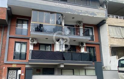 BUCA MENDERES HALK CADDESİNDE EŞYALI SATILIK 1+1  DAİRE