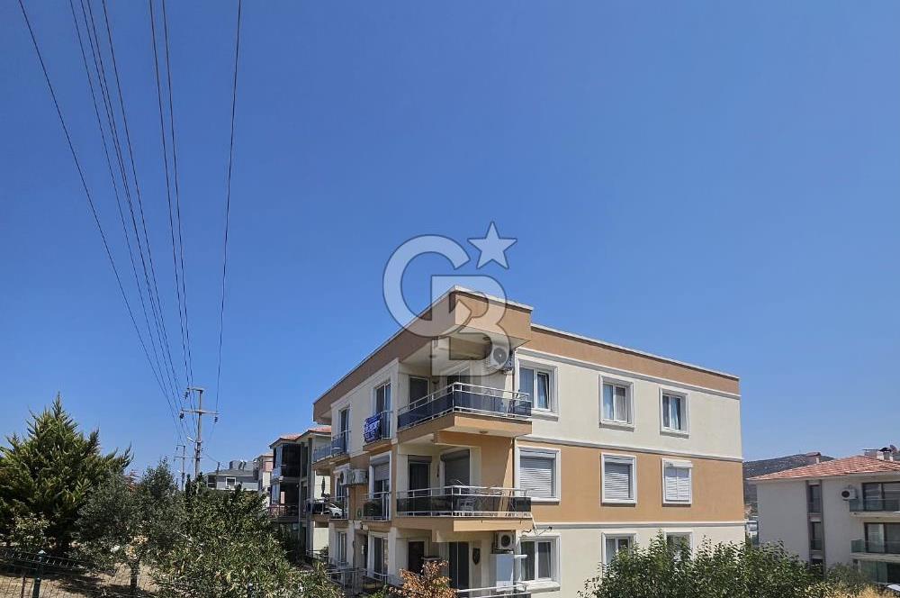 Yenifoça Merkeze Yakın Eşyalı Kiralık 2+1 Daire