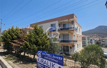 Yenifoça Merkeze Yakın Eşyalı Kiralık 2+1 Daire