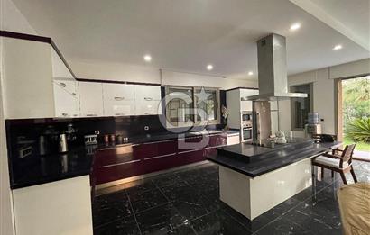 Çeşme Mamurbaba Satılık 4+1 Villa