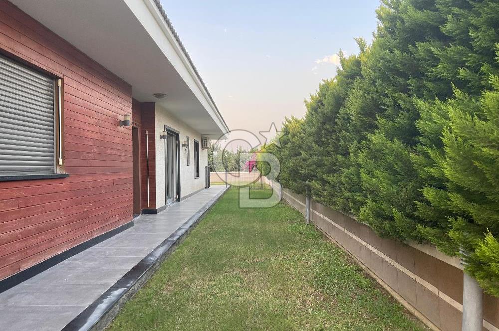 Çeşme Mamurbaba Satılık 4+1 Villa