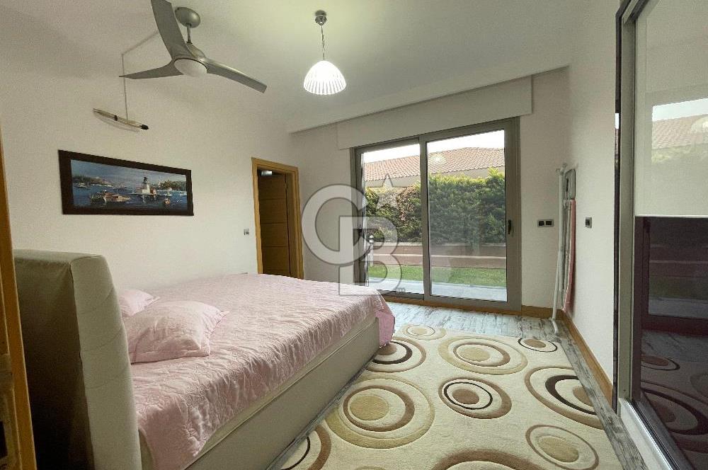 Çeşme Mamurbaba Satılık 4+1 Villa