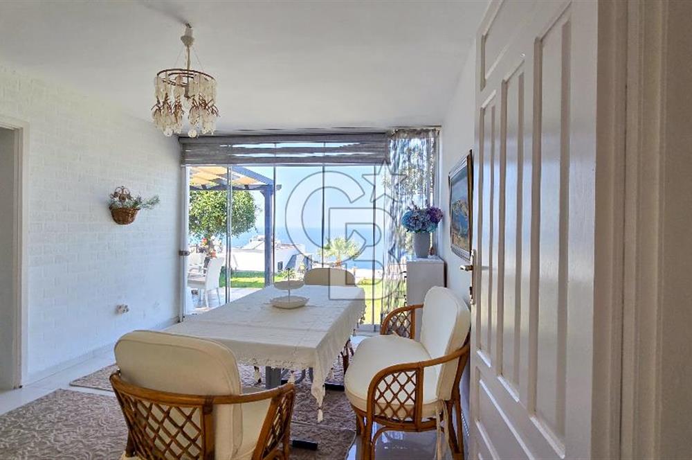 Bodrum Yalıkavak Özel Plajlı, Full Deniz Manzaralı, Bahçeli Müstakil 3+1 Dubleks Villa