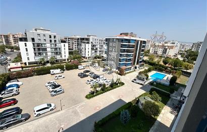 Site İçinde Havuzlu Güvenlikli 3+1 Kiralık Daire – Menemen Ulukent Merkezi Konumda!