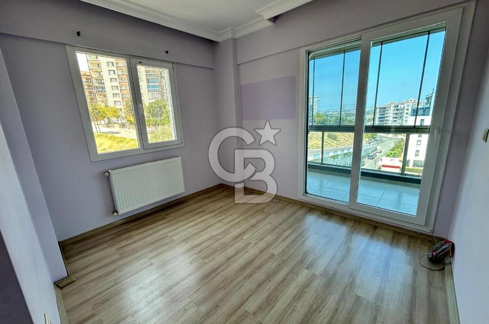 Site İçinde Havuzlu Güvenlikli 3+1 Kiralık Daire – Menemen Ulukent Merkezi Konumda!