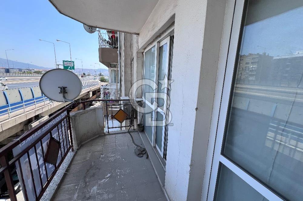 BORNOVA EGE ÜNİ. YAKINI SATILIK 150m2 3+1 DAİRE
