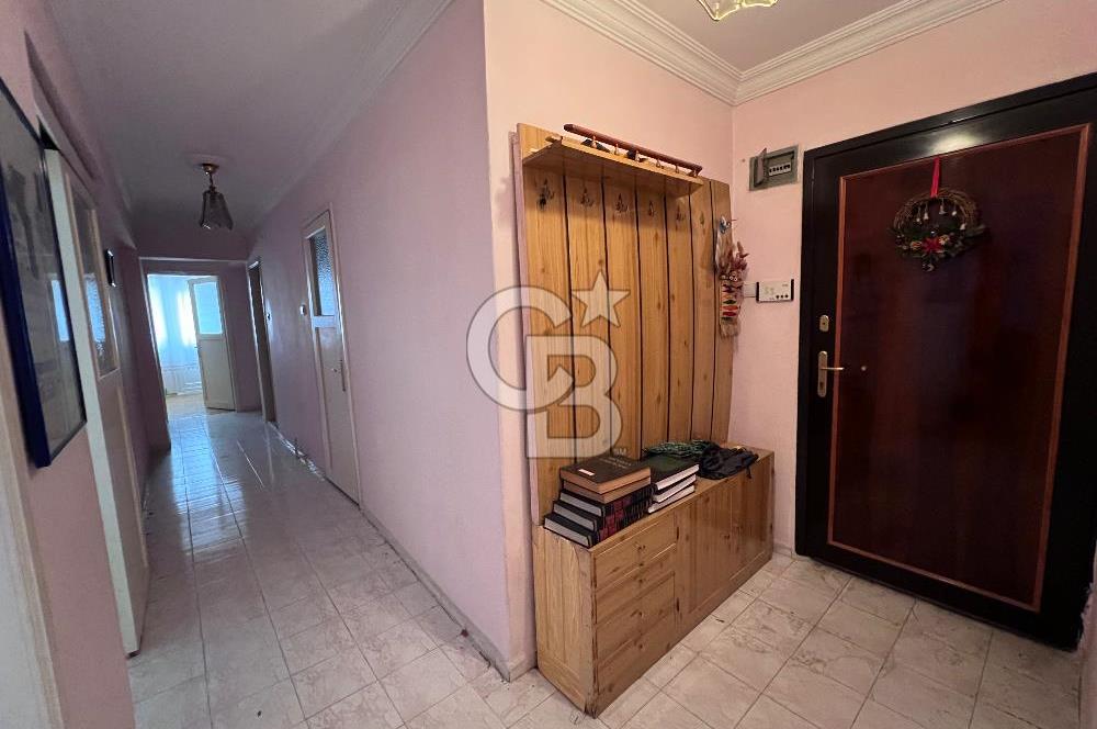 BORNOVA EGE ÜNİ. YAKINI SATILIK 150m2 3+1 DAİRE