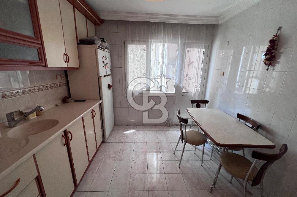 BORNOVA EGE ÜNİ. YAKINI SATILIK 150m2 3+1 DAİRE