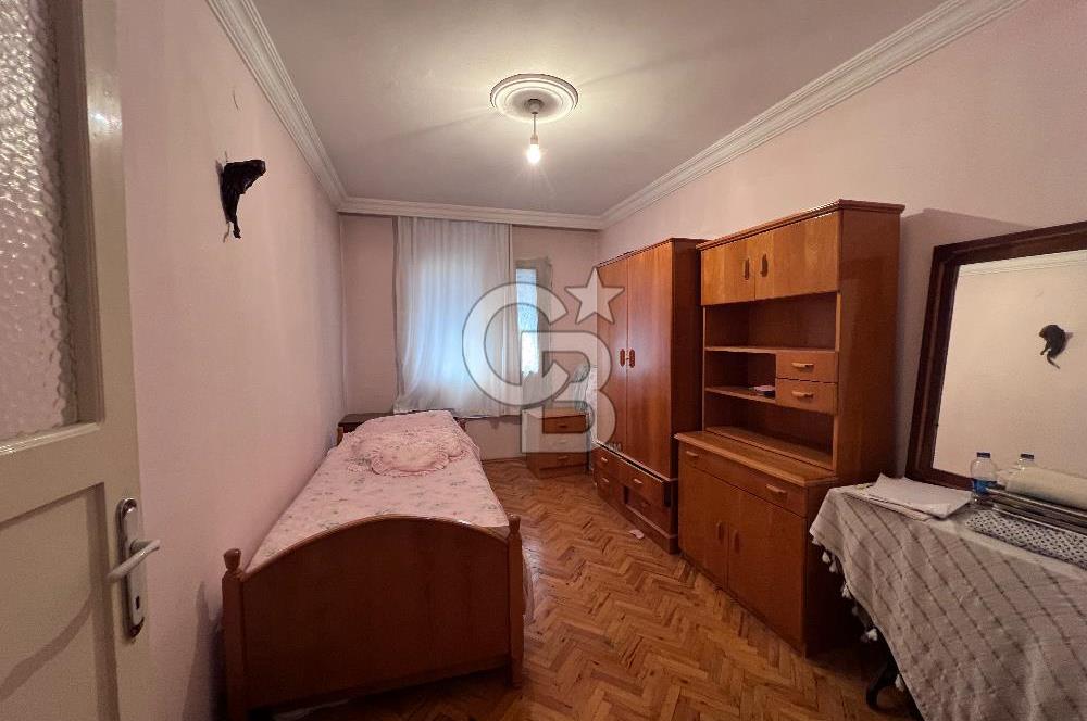 BORNOVA EGE ÜNİ. YAKINI SATILIK 150m2 3+1 DAİRE