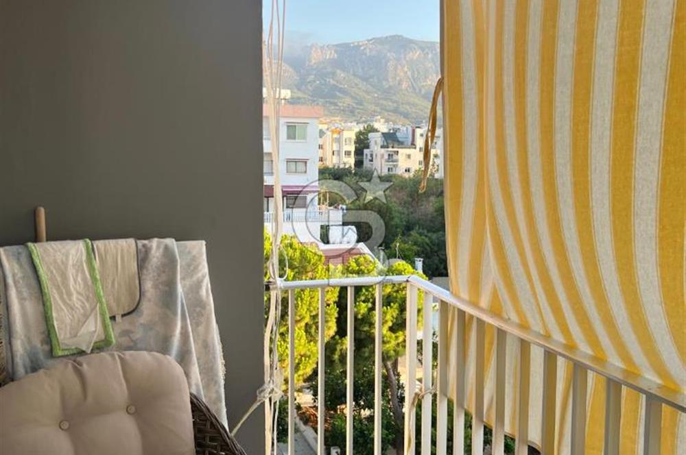 K.K.T.C. GİRNE DENİZ MANZARALI 90 M2 2+1 SATILIK DAİRE