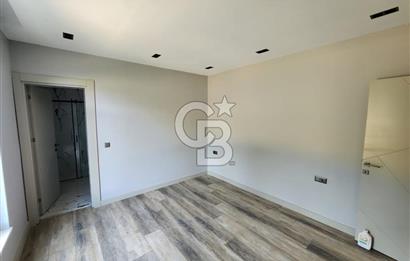 Silivri Star Life Sitesi 700 M2 Havuzlu Müstakil Villa