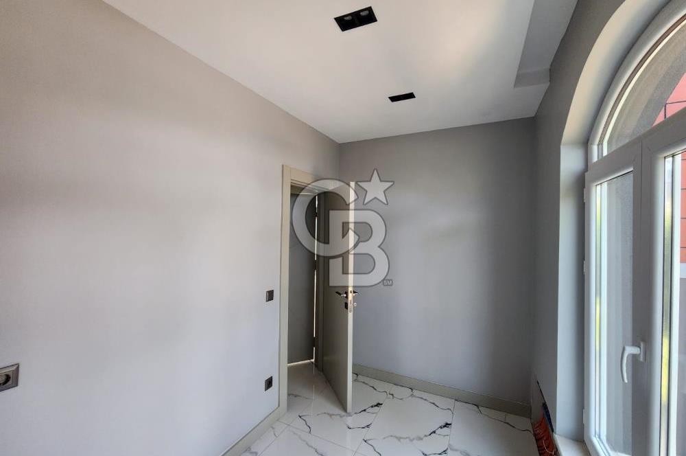 Silivri Star Life Sitesi 700 M2 Havuzlu Müstakil Villa