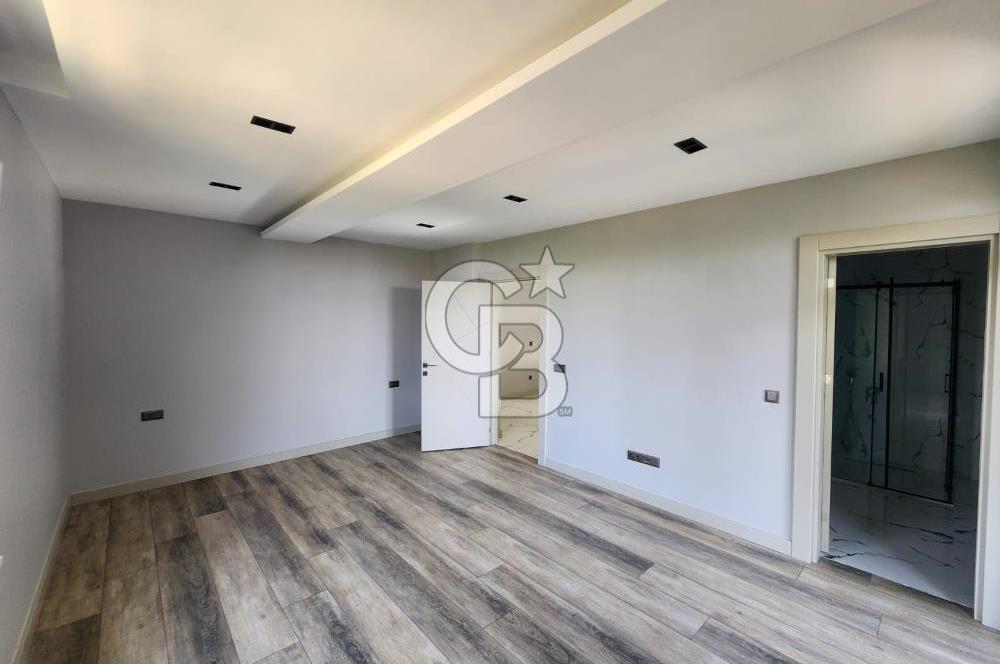 Silivri Star Life Sitesi 700 M2 Havuzlu Müstakil Villa