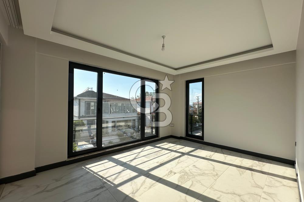 Çanakkale Lapseki Emek Tatil'de Ultra Lüks Havuzlu 6+1 Villa