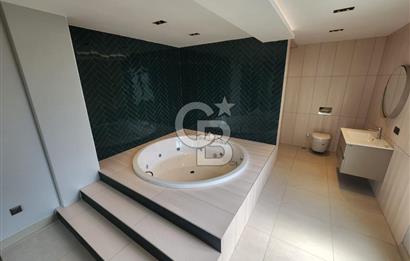 Silivri Star Life Sitesi 700 M2 Havuzlu Müstakil Villa