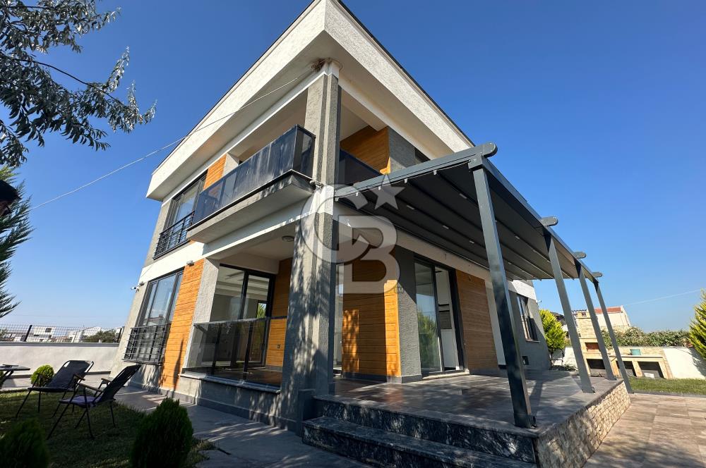 Çanakkale Lapseki Emek Tatil'de Ultra Lüks Havuzlu 6+1 Villa