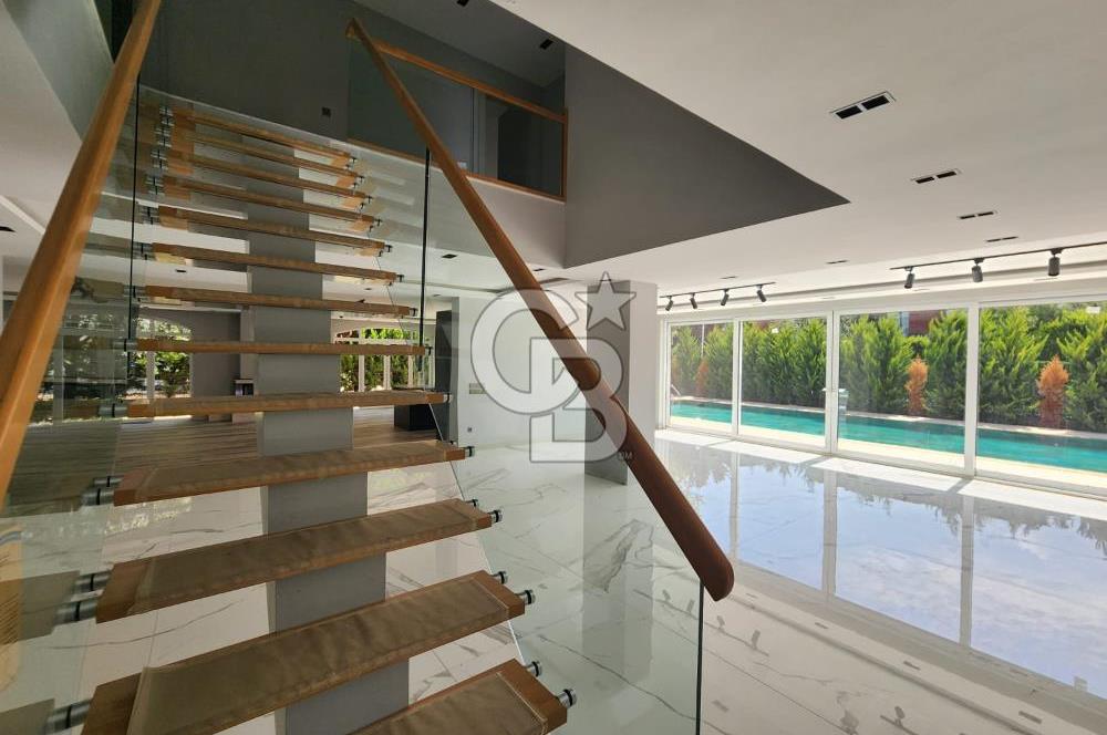 Silivri Star Life Sitesi 700 M2 Havuzlu Müstakil Villa