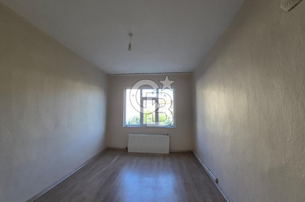 COLDWELL BANKER'DAN MERKEZİ KONUMDA BAKIMLI 2+1 SATILIK DAİRE
