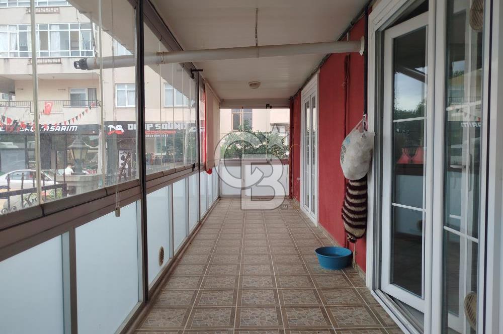 GÖLCÜK'TE MERKEZİ KONUMDA DENİZE ÇOK YAKIN SATILIK MÜSTAKİL EV