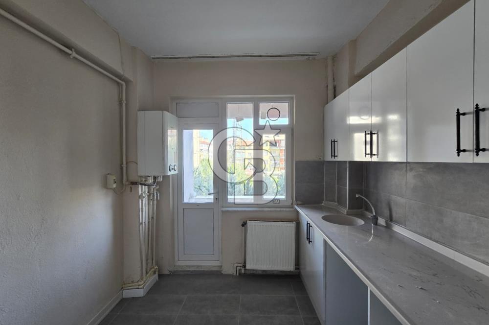 COLDWELL BANKER'DAN MERKEZİ KONUMDA BAKIMLI 2+1 SATILIK DAİRE