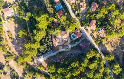 CB MARİNADAN SATILIK 400m2 BAHÇE ALANI VE 7x4 HAVUZLU 4+1 VİLLA