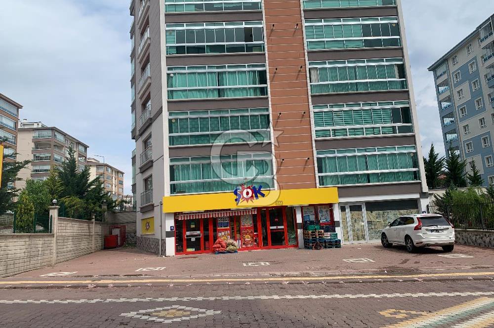 PURSAKLAR MERKEZDE DEPOLU SATILIK MAĞAZA