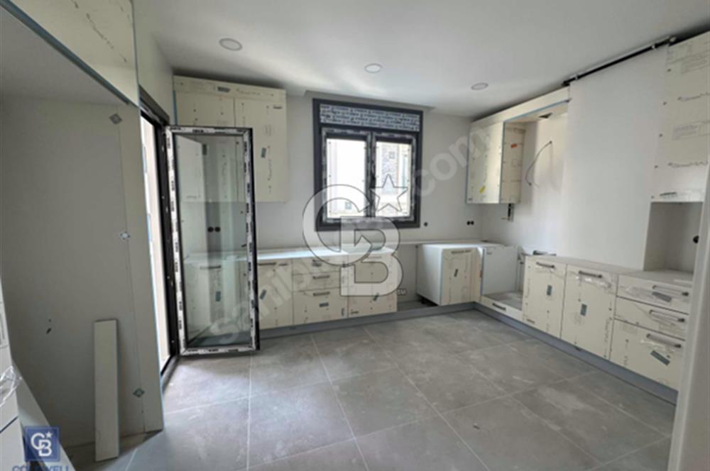 CADDEBOSTAN BAĞDAT CAD.3.BİNA GÖZTEPE PARKI KARŞISI KİRALIK 3+1