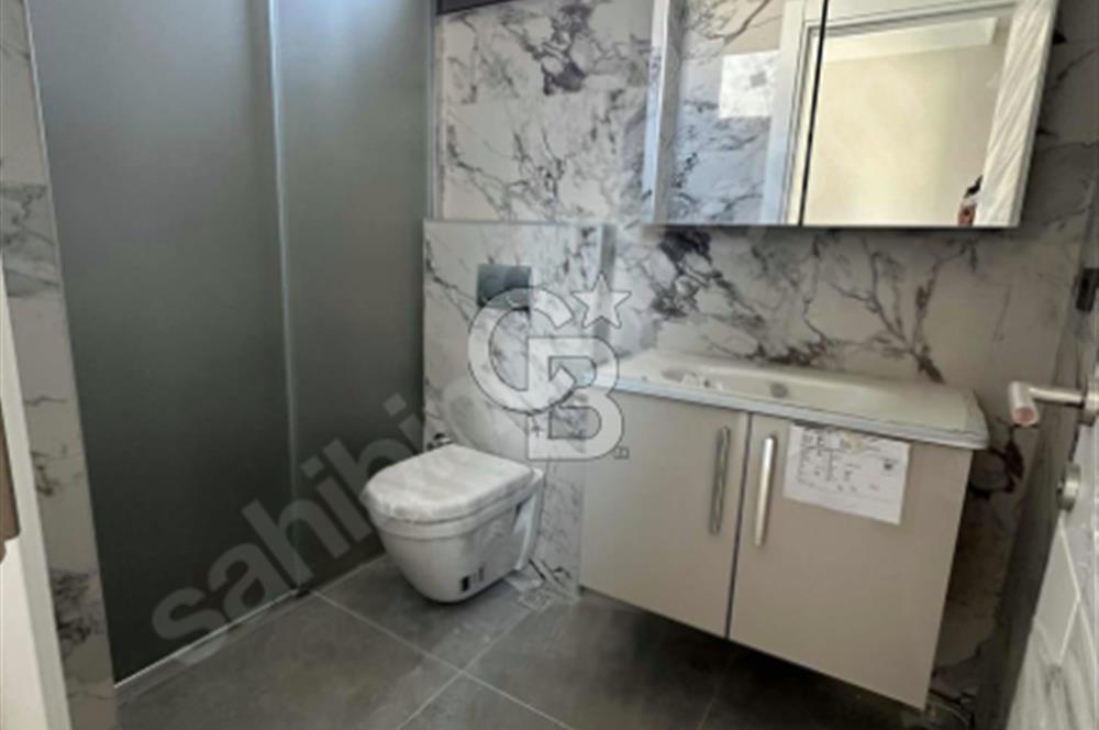 CADDEBOSTAN BAĞDAT CAD.3.BİNA GÖZTEPE PARKI KARŞISI KİRALIK 3+1