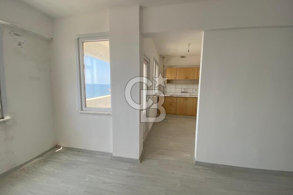ESENKÖY PAPAZ MEVKİİ DE DENİZ MANZARALI ÇATIDUBLEKS FIRSAT DAİRE