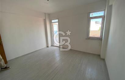ESENKÖY PAPAZ MEVKİİ DE DENİZ MANZARALI ÇATIDUBLEKS FIRSAT DAİRE
