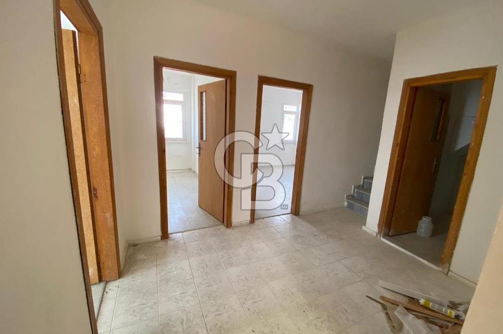 ESENKÖY PAPAZ MEVKİİ DE DENİZ MANZARALI ÇATIDUBLEKS FIRSAT DAİRE