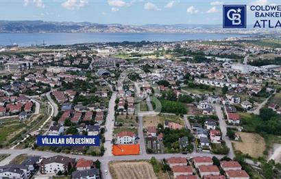 BAŞİSKELE YENİKÖY'DESATILIK 3 TARAFI YOL İMARLI ARSA
