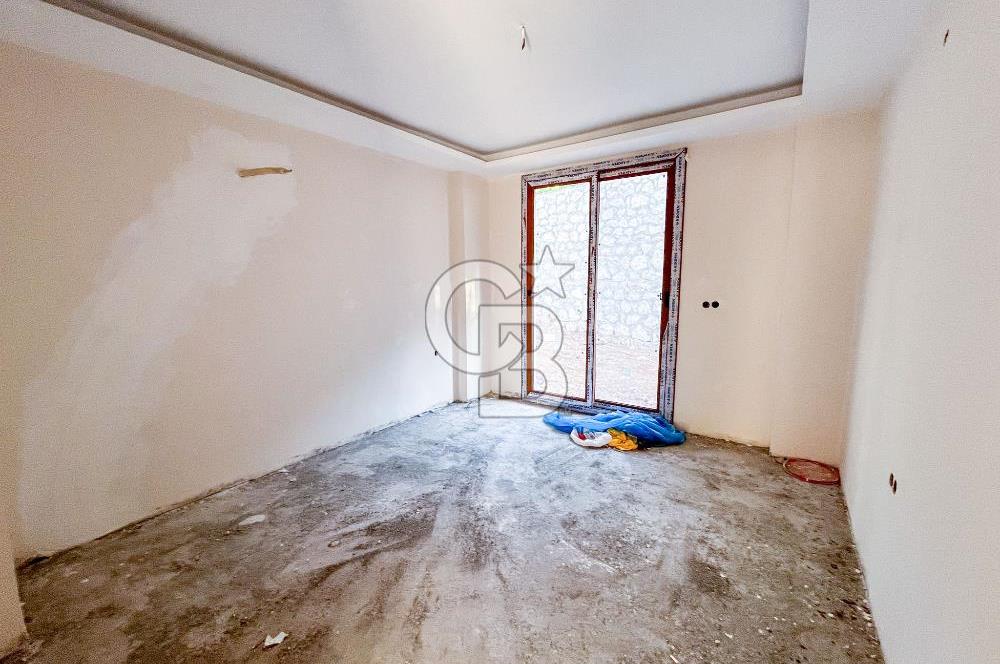 CB MARİNADAN SATILIK 400m2 BAHÇE ALANI VE 7x4 HAVUZLU 4+1 VİLLA