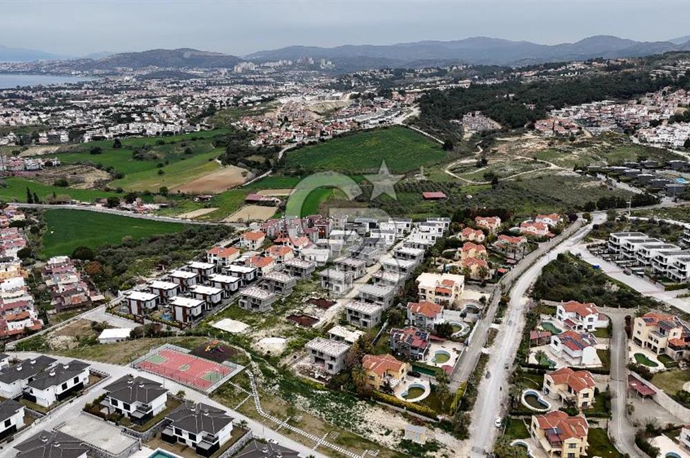 Kuşadası Soğucak ta Projeden Satılık 5+1 Villa