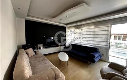 Güzelbahçe'de Denize 50 Metre Satılık Komple Bina 