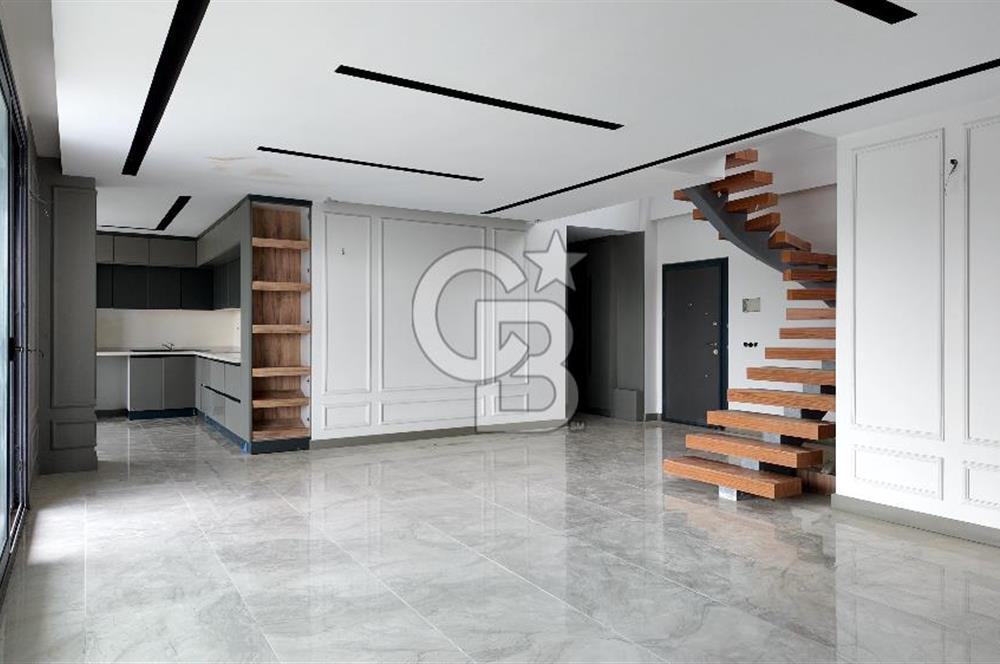 Kuşadası Soğucak ta Projeden Satılık 5+1 Villa