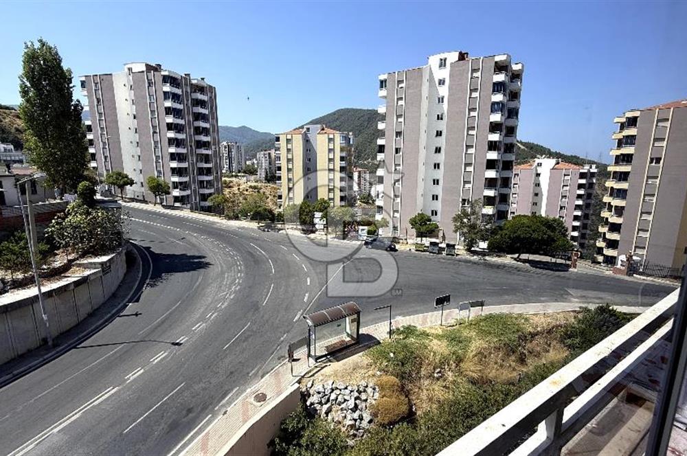 İzmir Narlıdere Maltepe Sit. Deniz Manzaralı Ara Kat 3+1 Daire