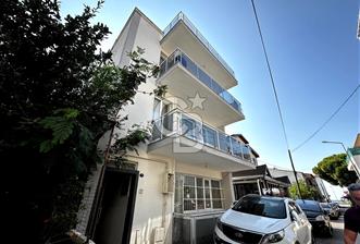 Güzelbahçe'de Denize 50 Metre Satılık Komple Bina 