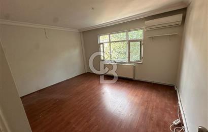 İSTİNYE'DE DENİZE 200 METRE MESAFEDE 1+1 SATILIK DAİRE