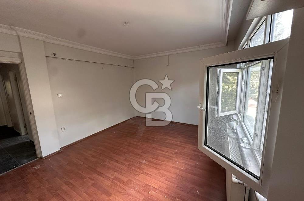 İSTİNYE'DE DENİZE 200 METRE MESAFEDE 1+1 SATILIK DAİRE