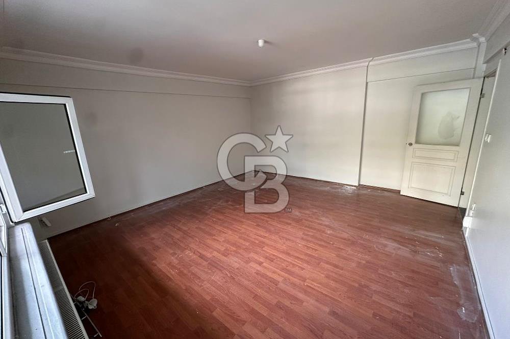 İSTİNYE'DE DENİZE 200 METRE MESAFEDE 1+1 SATILIK DAİRE