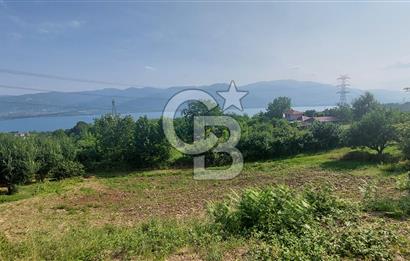 KARTEPE EŞME GÖL MANZARALI SATILIK ARSA