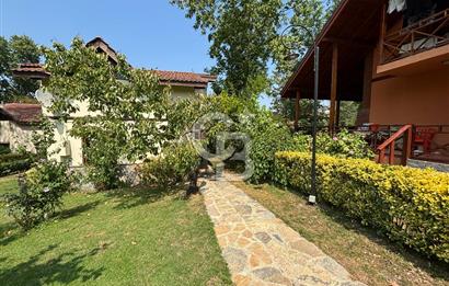 Huzur Dolu Bir Yaşam: Ortak Havuzlu, Güvenlikli 4+1 Aile Sitesi