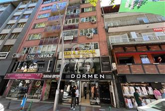 İZMİT ÇARŞI MERKEZ' DE ASANSÖRLÜ İÇİ YAPILI 2+1 KİRALIK DAİRE