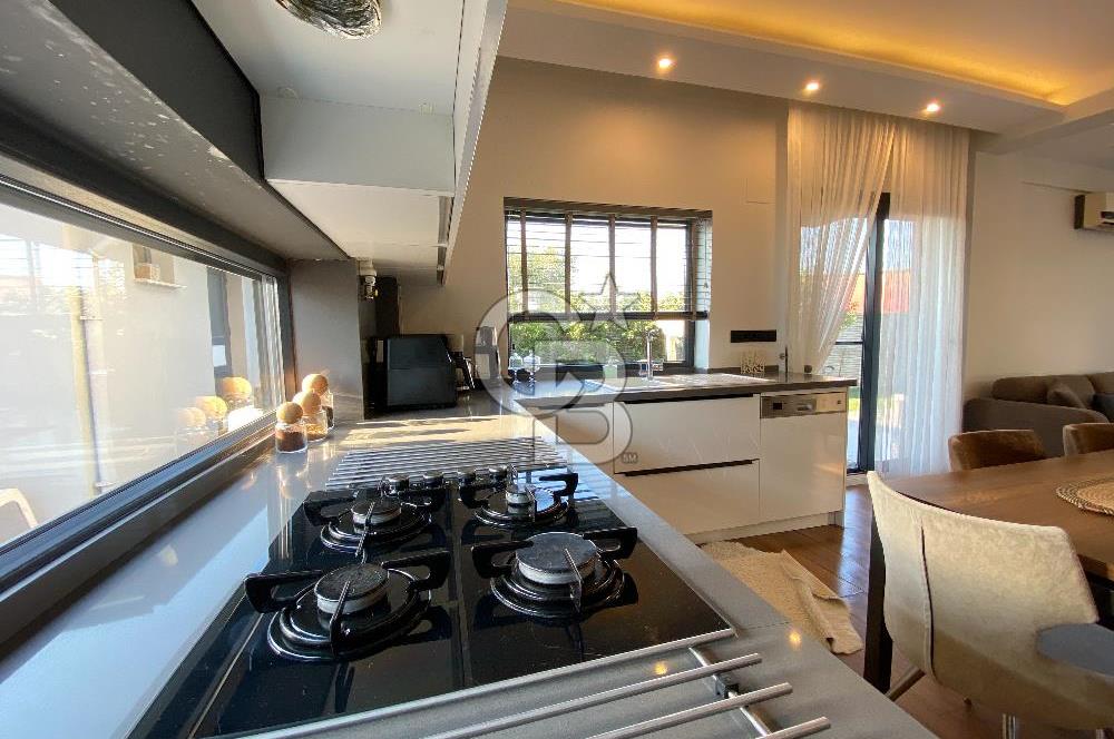 Manisa Akhisar Novada Avm Yanı Satılık Havuzlu Villa 